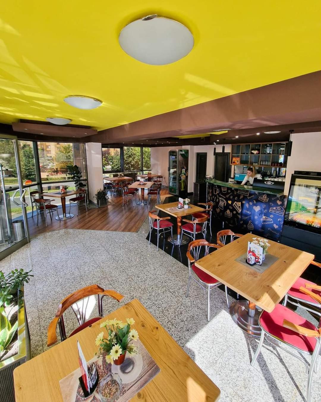 Hotel Brkic Sarajevo Airport - Free Parking 外观 照片