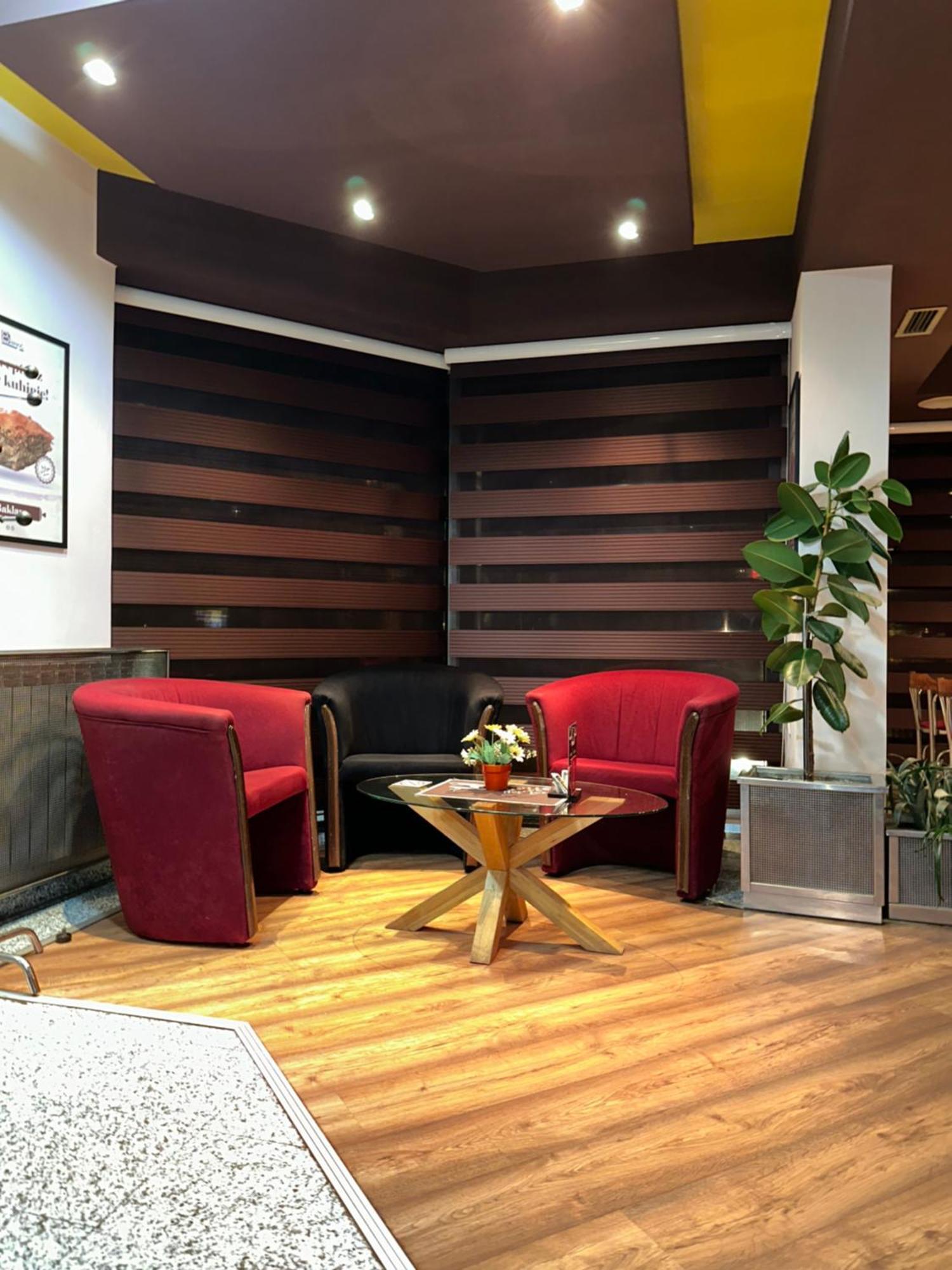 Hotel Brkic Sarajevo Airport - Free Parking 外观 照片