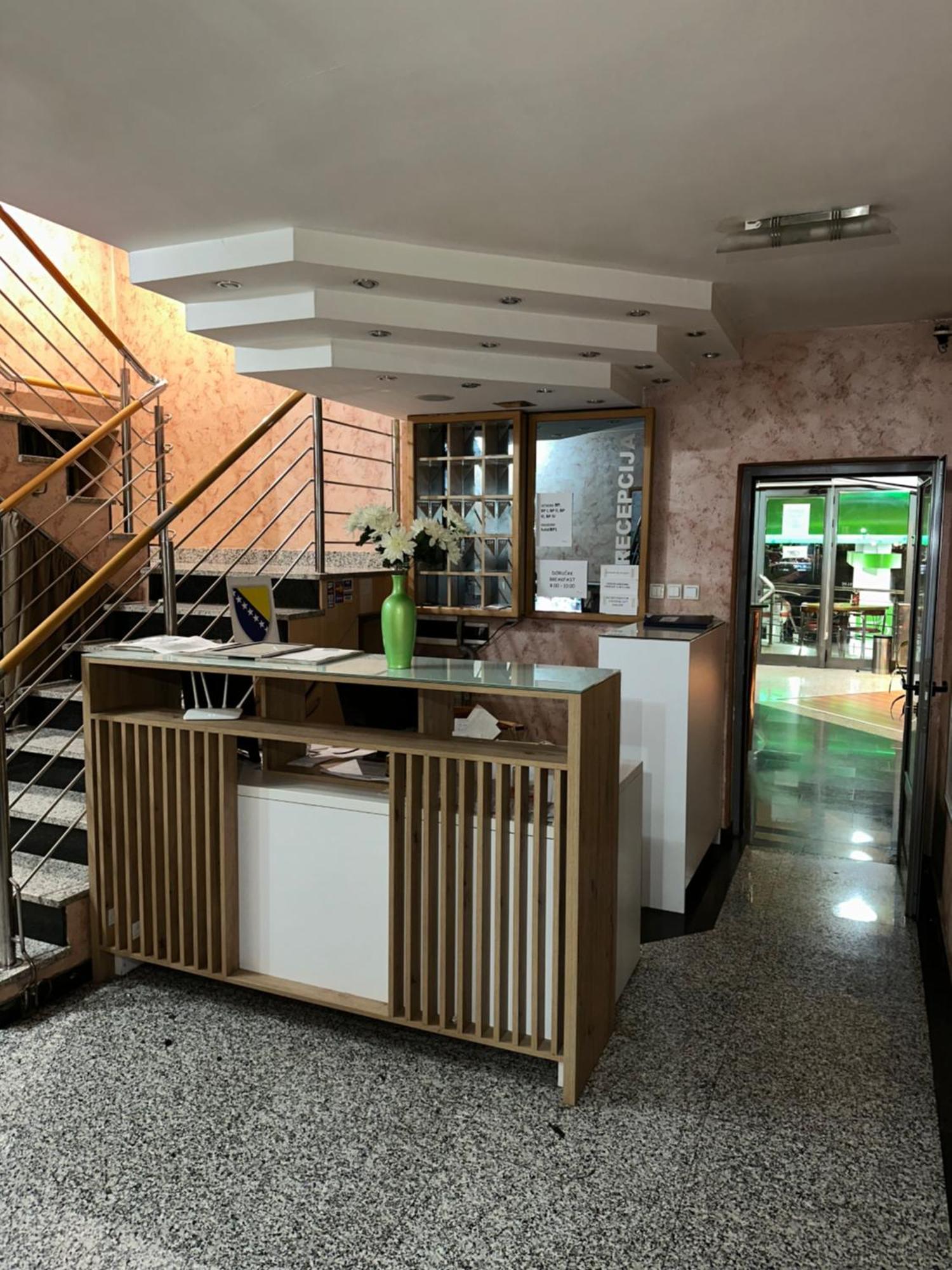 Hotel Brkic Sarajevo Airport - Free Parking 外观 照片