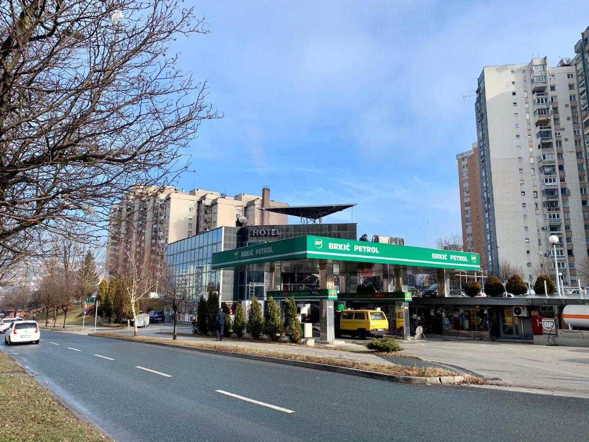 Hotel Brkic Sarajevo Airport - Free Parking 外观 照片
